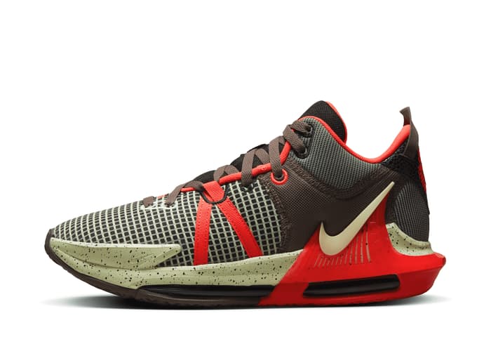 Nike LeBron Witness 7 Basketball Shoes