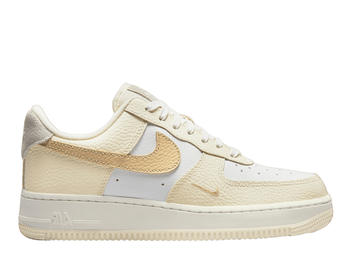 Nike Air Force 1 Low 07 Coconut Milk (W)