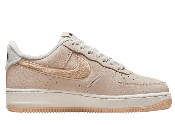 Nike Air Force 1 Low SE Phantom Fleece (W)