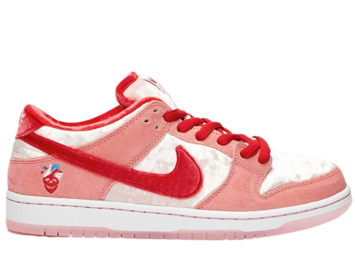 Nike SB Dunk Low StrangeLove Skateboards