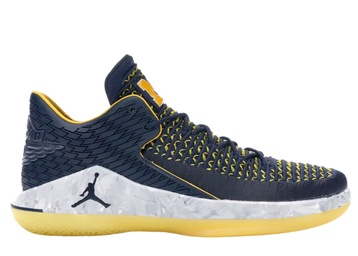 Air Jordan XXXII Low Michigan