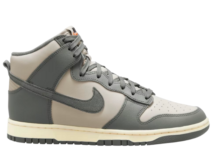 Nike Dunk High Vintage Light Bone