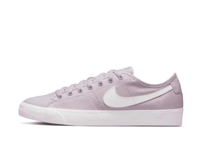 Nike SB BLZR Court Skate Shoes