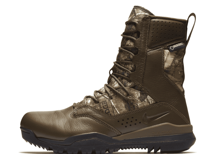 Nike SFB Field 2 8â RealtreeÂ® GORE-TEX Outdoor Boots