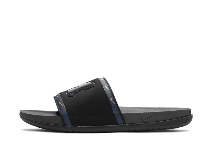 Nike Offcourt (Michigan) Slides