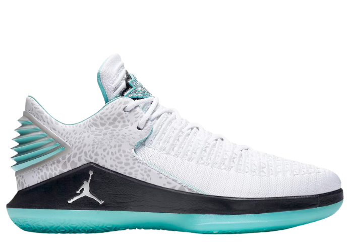 Air Jordan XXXII Low Guo Ailun PE