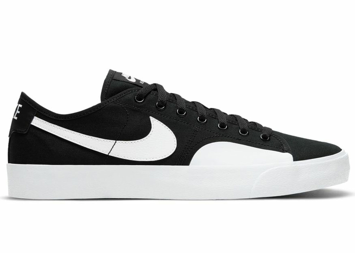 Nike SB Blazer Court Black White
