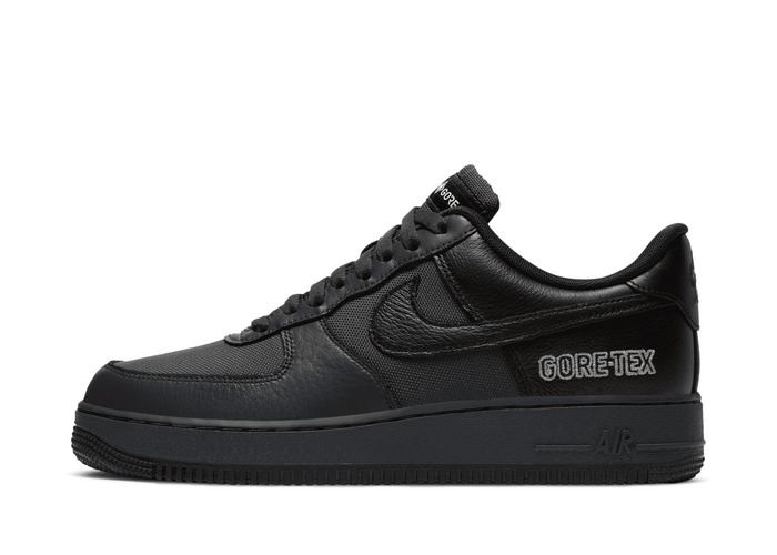 Nike Air Force 1 GTX Shoes