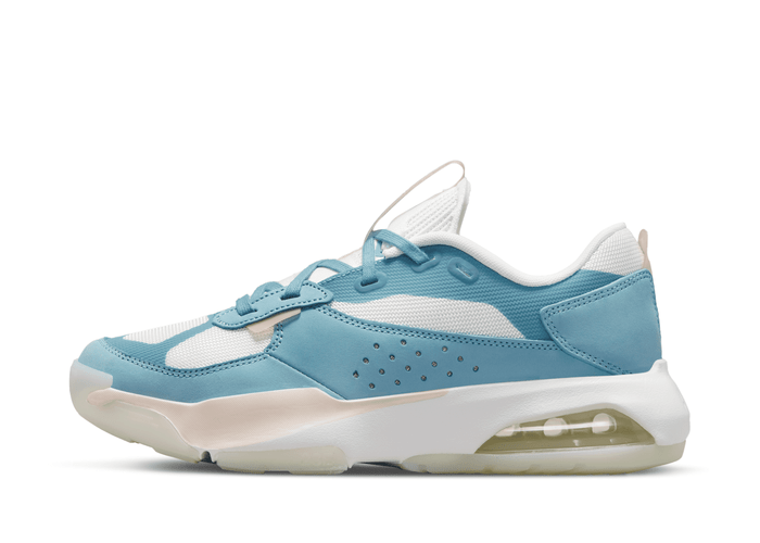 Jordan Air 200E Shoes in White