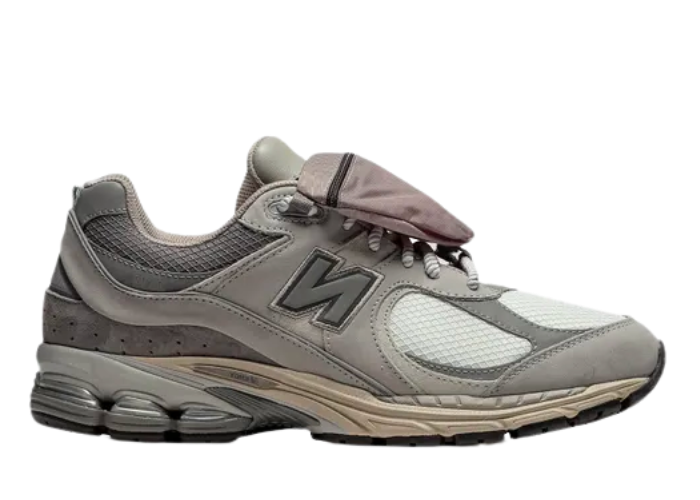 New Balance 2002R Pocket Grey