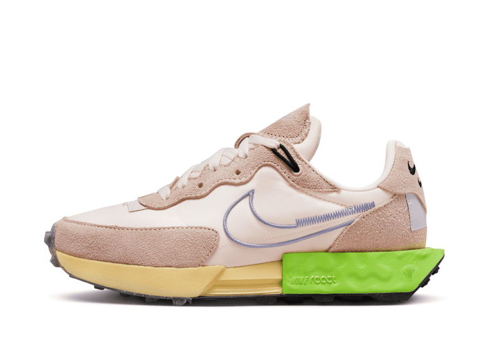 Nike FonTank Topa Waffle Shoes