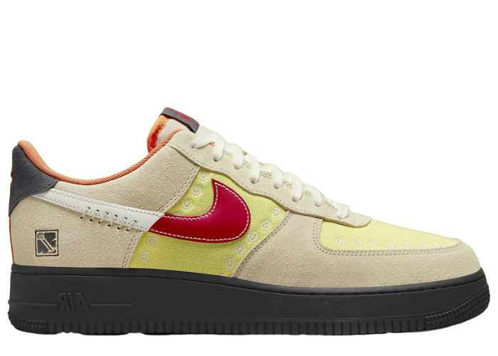 Nike Air Force 1 LX Somos Familia