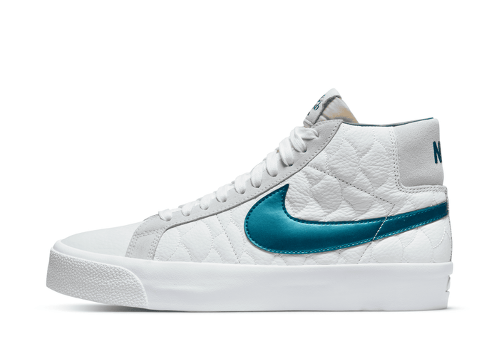 Nike SB Zoom Blazer Mid EK Skate Shoes in White