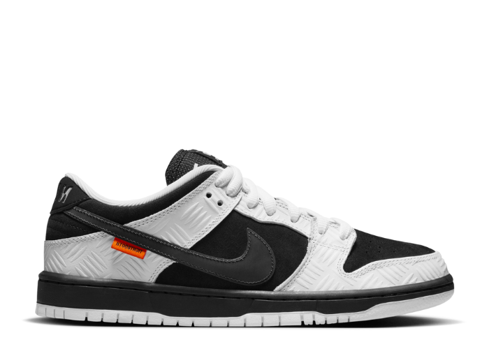 Nike SB Dunk Low Tightbooth