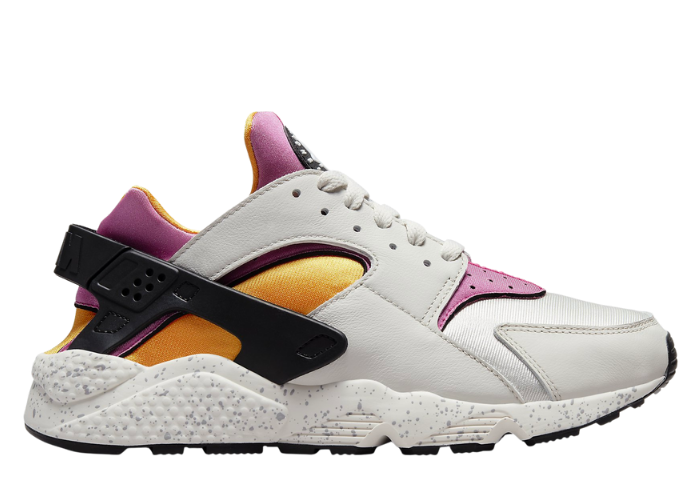 Nike Air Huarache University Gold Pink