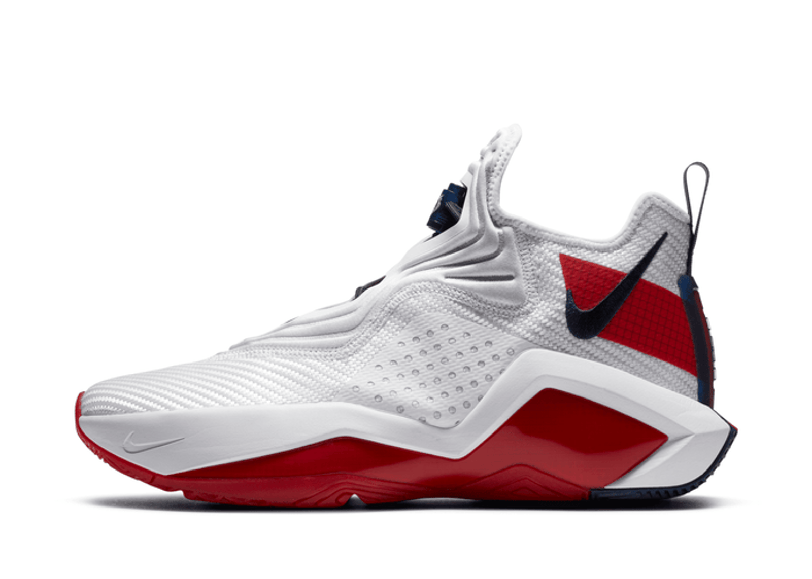 Nike LeBron Soldier 14 Basketball Shoes