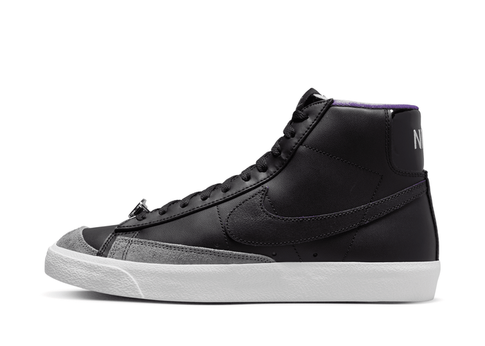 Nike Blazer Mid '77 EMB Shoes