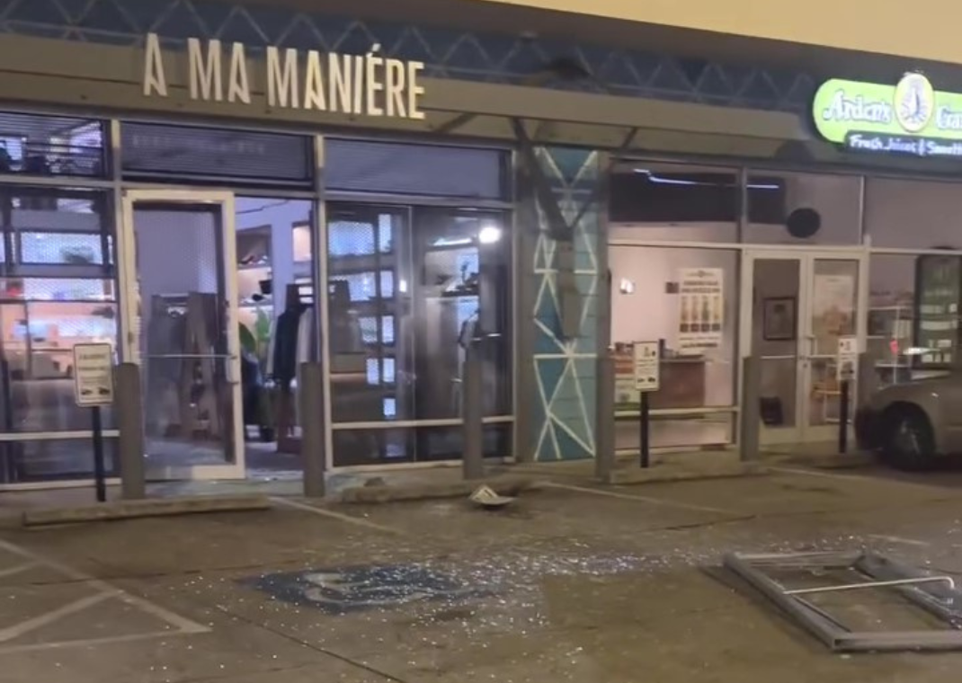 Photo of A Ma Maniere Atlanta storefront after a recent break-in