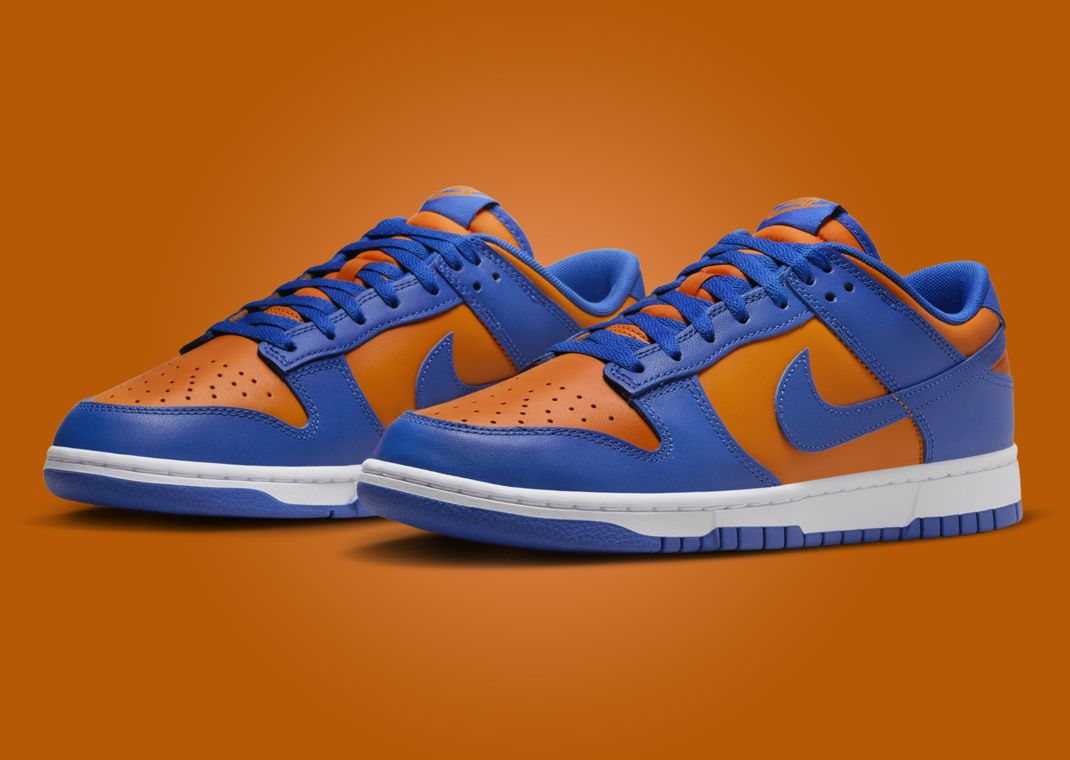 Nike Dunk Low Knicks Angle