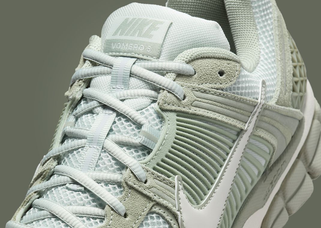 Nike Zoom Vomero 5 Jade Horizon Tongue