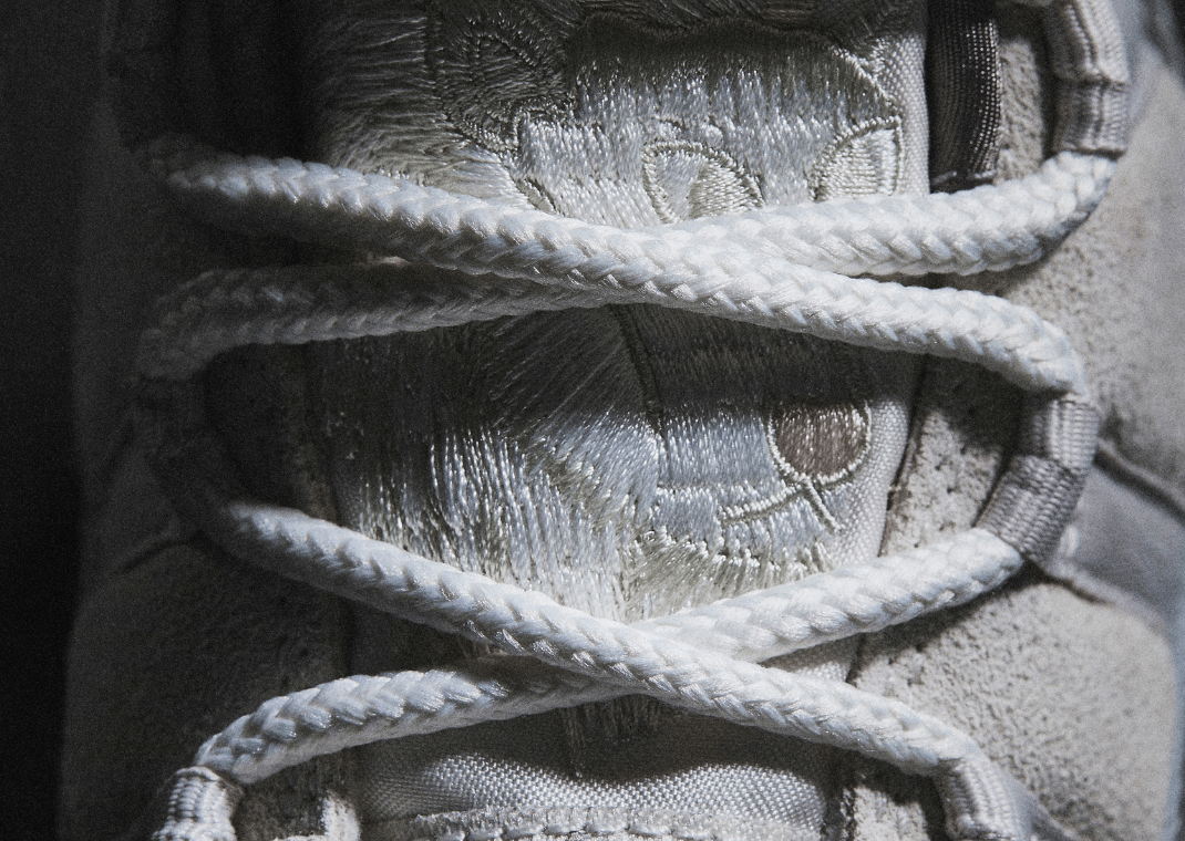 シロイロ Jordan Celebrates Japanese Embroidery in 30th Anniversary