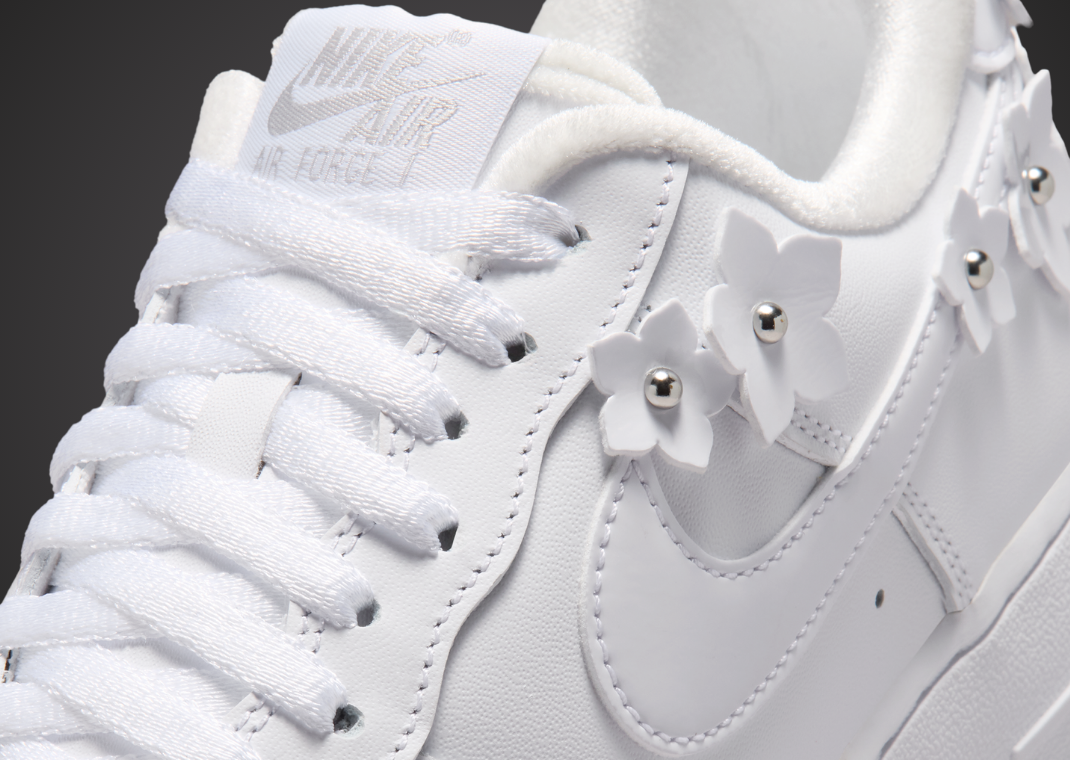 Nike Air Force 1 Low '07 Flowers White  - Detail