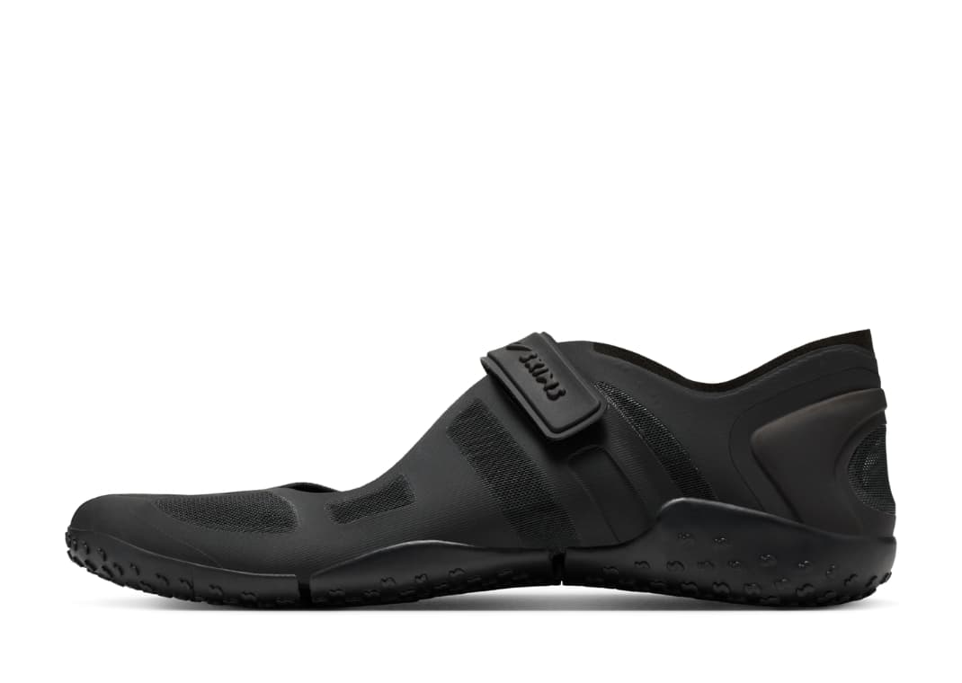 NikeSKIMS Rift Black