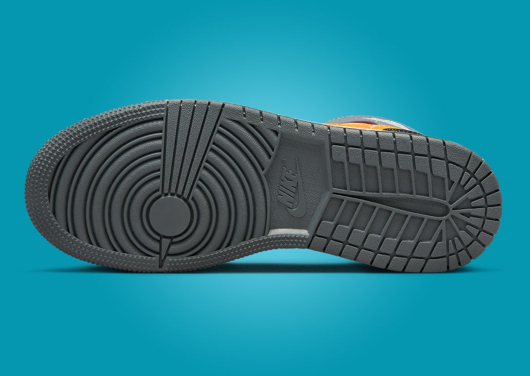 Air Jordan 1 Mid SE Multi-Color (GS) Outsole
