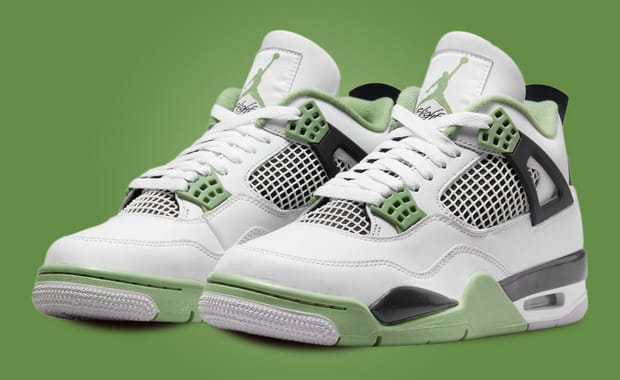Official Look At The Air Jordan 4 Retro Seafoam (W)