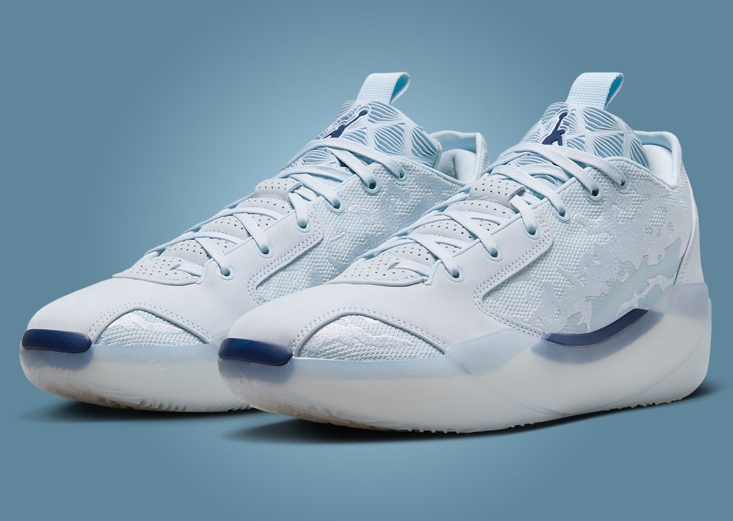 Air Jordan 39 University Angle