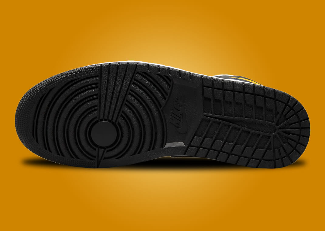 Air Jordan 1 Mid Yellow Ochre Outsole