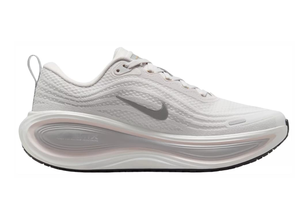 Nike Vomero Plus Running Shoes