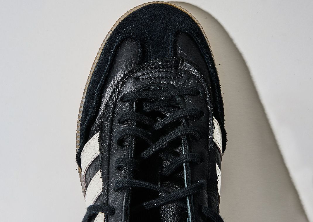 Invincible x adidas Handball Spezial Black Toe Top