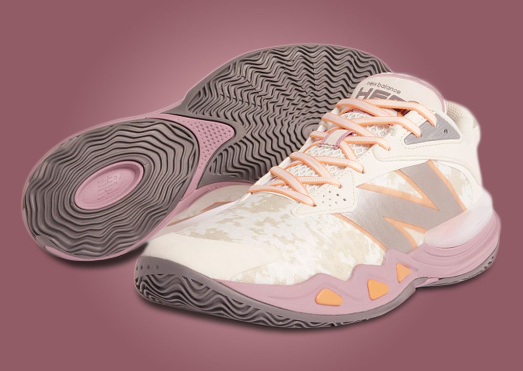 New Balance Hesi Low v2 Stone Angle