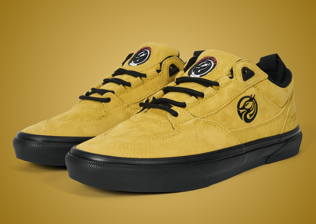 Palace x Vans Low 2 Yellow Angle