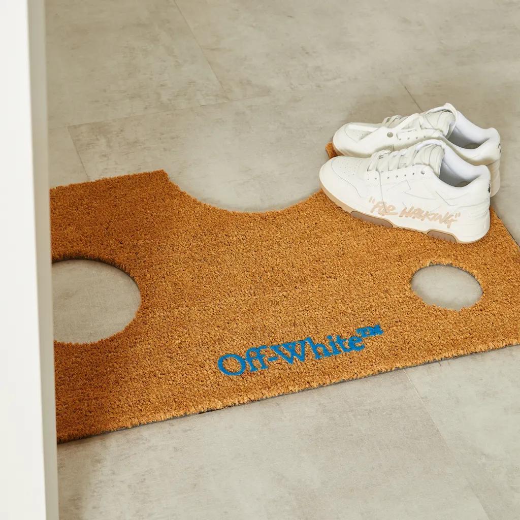 OFF-WHITE METEOR DOORMAT