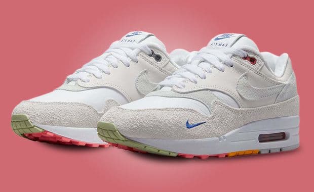 Nike Adds A Pom Pom Hangtag To This Women’s Exclusive Air Max 1