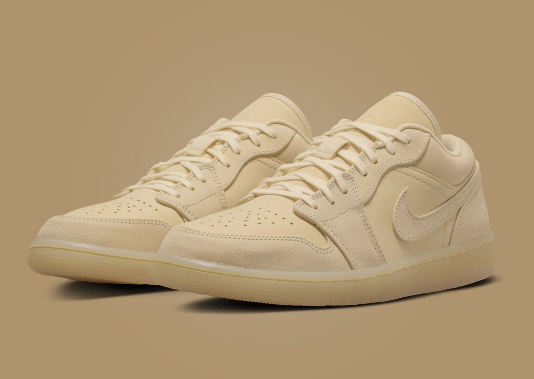 Air Jordan 1 Low Pale Vanilla (W)