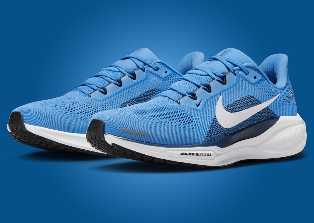 NFL x Nike Pegasus 41 Tennessee Titans Angle