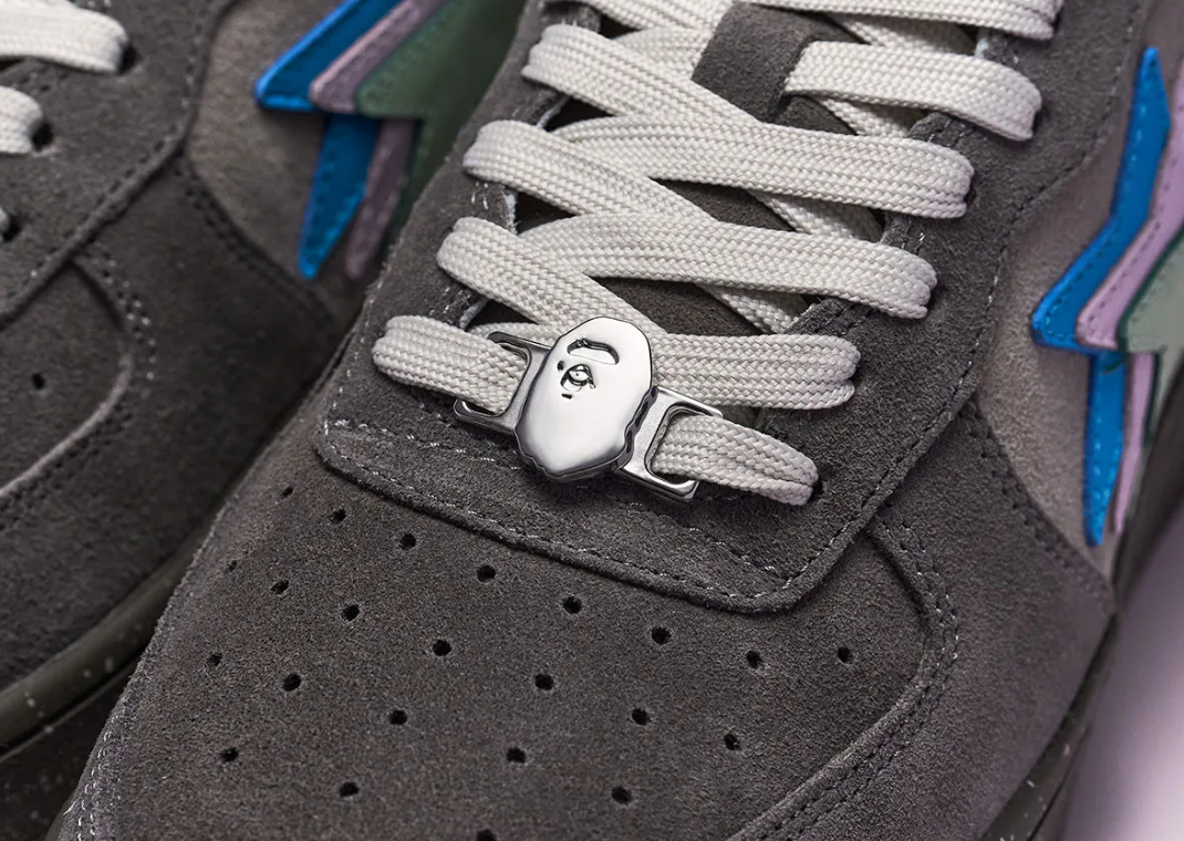 Sneaker News x A BATHING APE BAPE STA Night - Detail