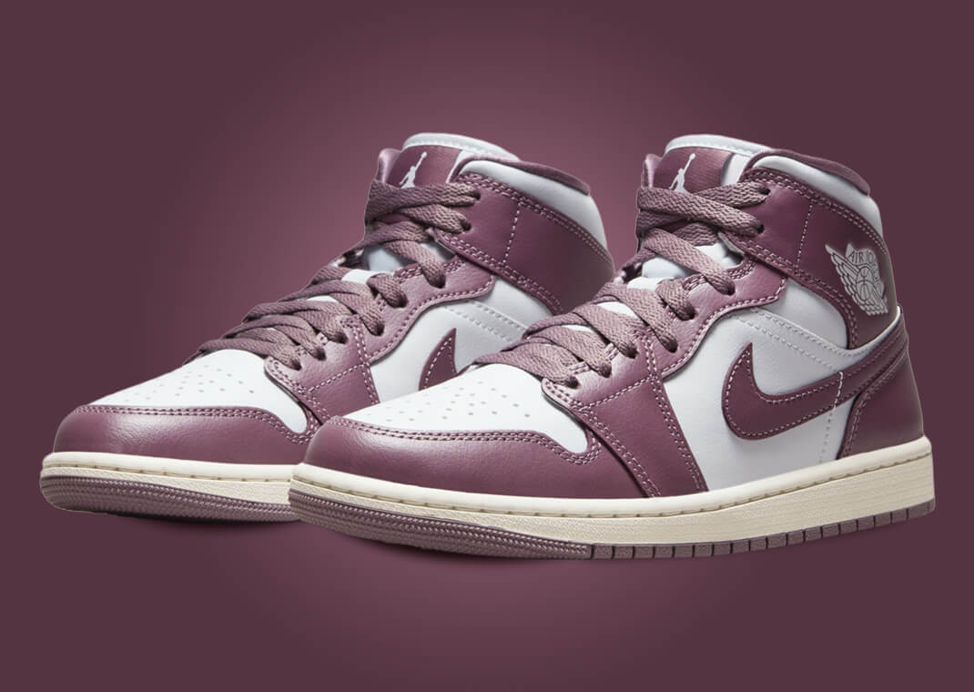 Jordan 1 mid pure platinum online