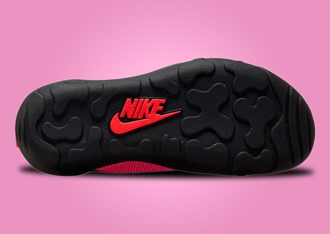 Nike Aqua Turf Vivid Pink Laser Orange (W) Outsole