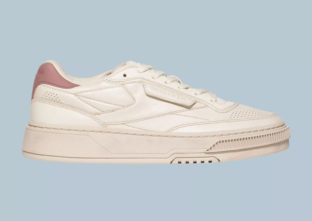 Reebok LTD Club C Garmet Off White Lateral