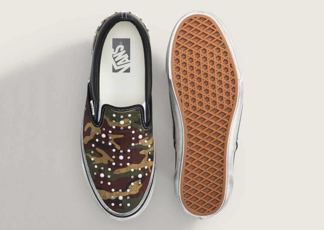Vans Premium Classic Slip-On Pearlized Pack Camo Black - Top & Bottom