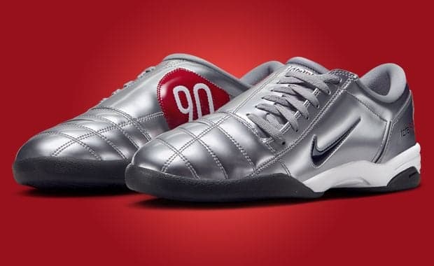 Nike Total 90 Metallic Silver Black