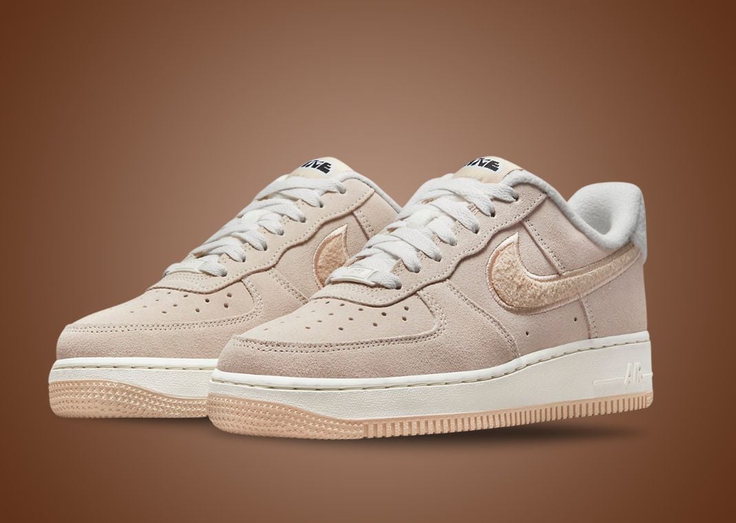 Nike Air Force 1 Low SE Phantom Fleece (W)