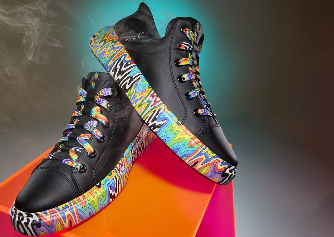 Snoop Dogg x Jen Stark x Skechers Snoop One Black Angle