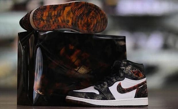 Air Jordan 1 Retro High OG Year of the Snake