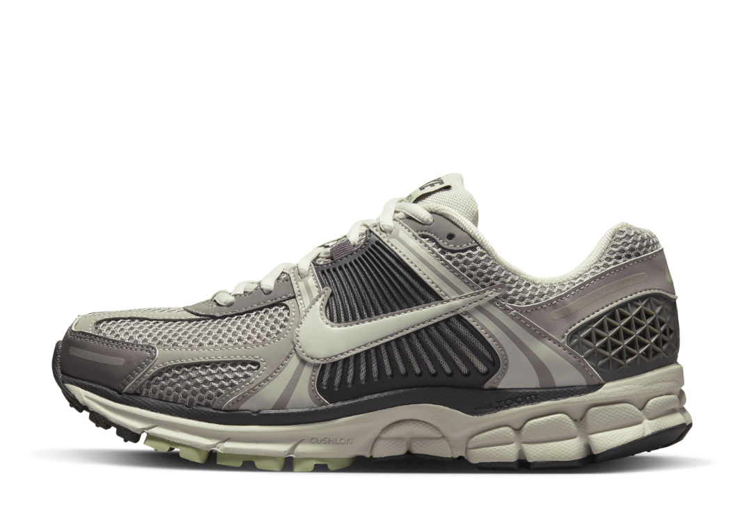 Nike Zoom Vomero 5 Cobblestone Light Bone (W)