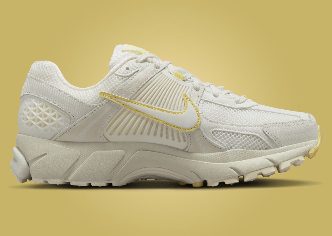 Nike Zoom Vomero 5 TR3K (W) Medial Left